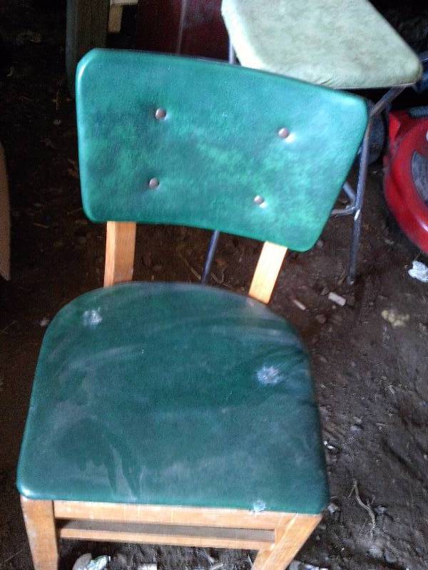 lot 213 image: desk chair