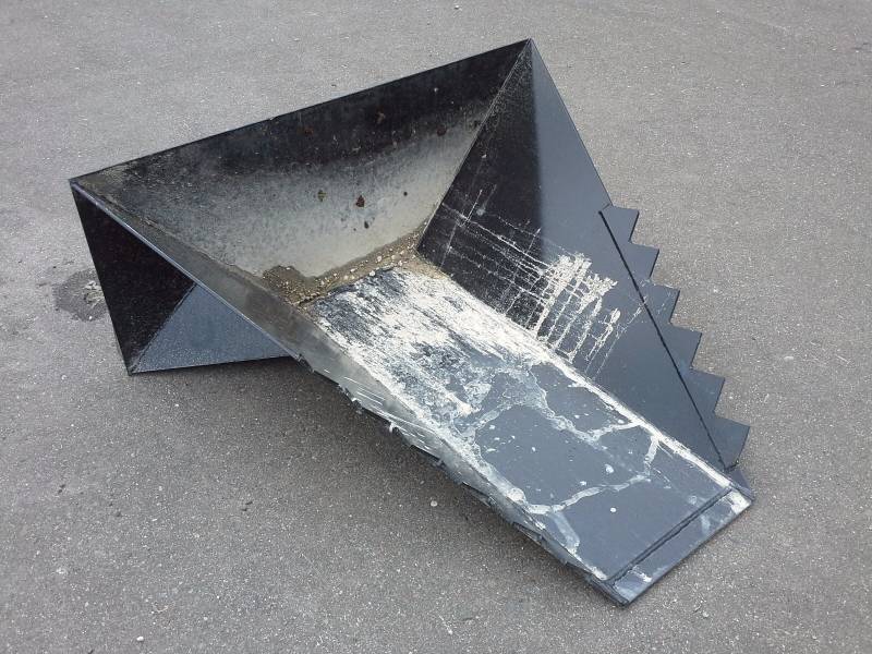 48 Tree Spade (Skid Steer)