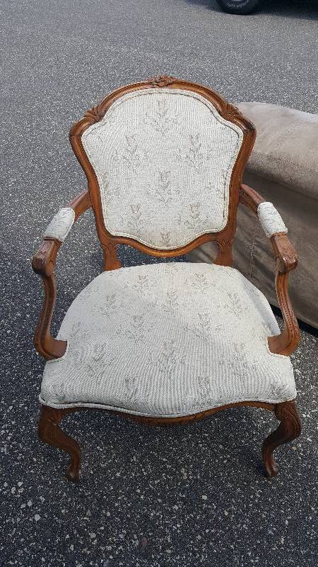 Vintage white chair