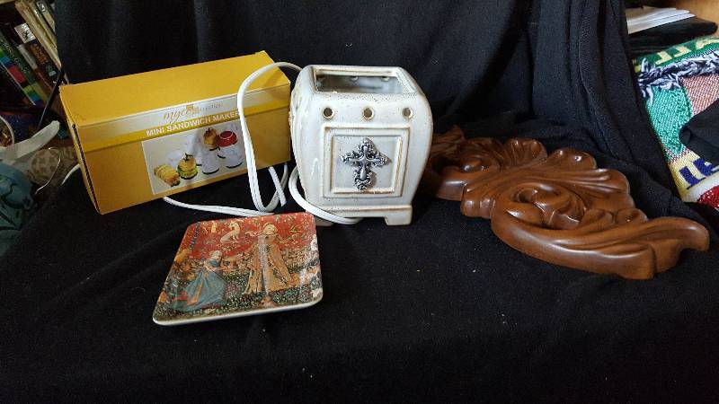 Lot of house goods