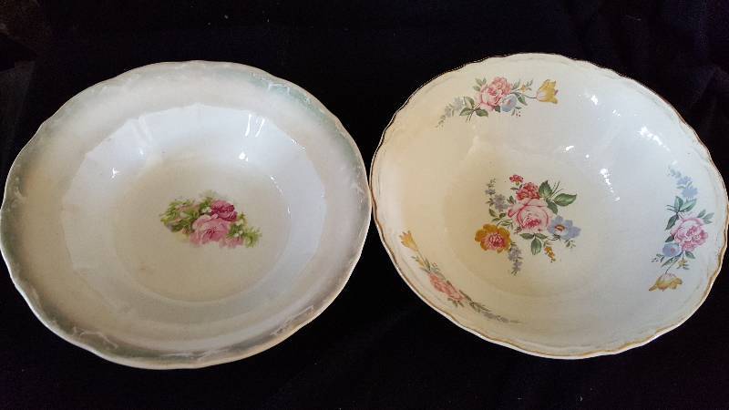 Two decorative bowls