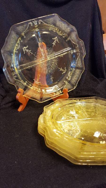 Five sectioned yellow glass plates