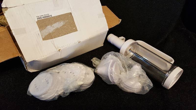 New 31 piece cookie press set