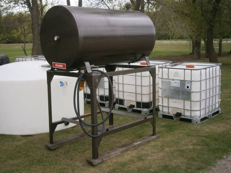 lot 2 image: 300 Gallon Gas Tank & Stand