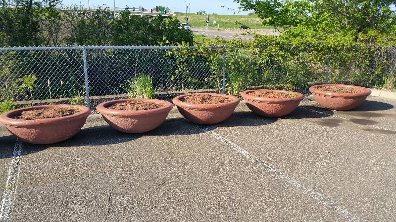 (5) Commercial Grade Round Planters