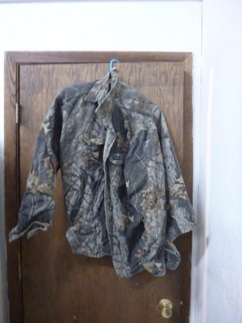 lot 6 image: Rattlers Brand Camouflage Shirt