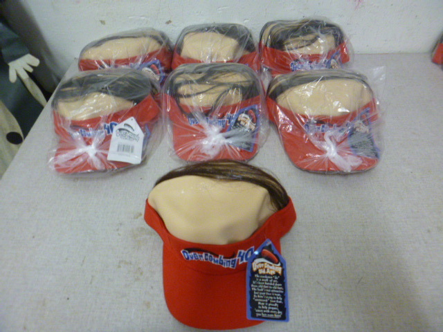 lot 9 image: 18 Over Combing 40 Caps