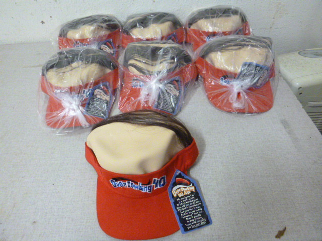 lot 12 image: 18 Over Combing 40 Caps