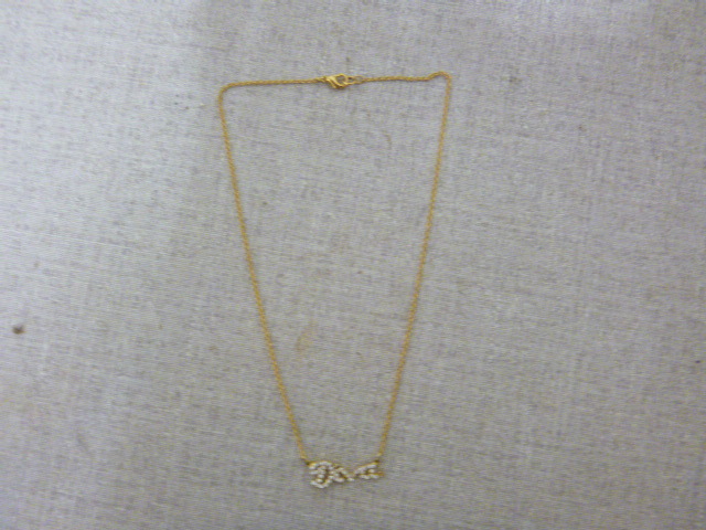 lot 21 image: Diva Necklace