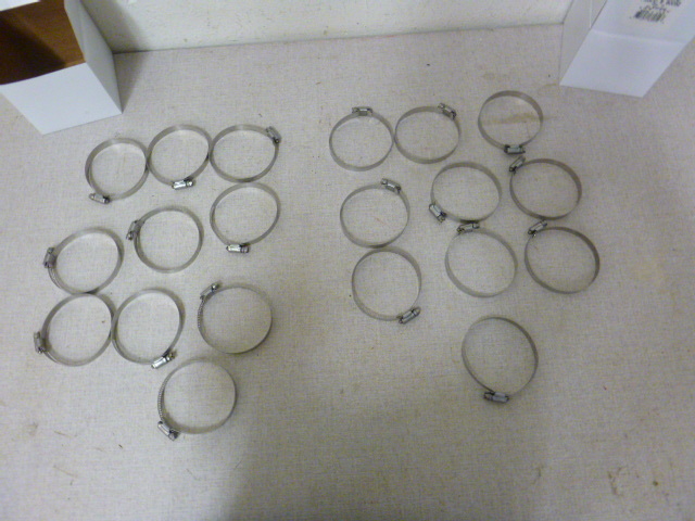 lot 28 image: 20 Pasco Hose Clamps
