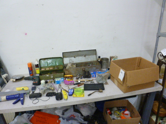 lot 51 image: Miscellaneous Garage Items