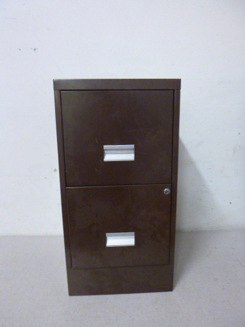 lot 85 image: 2 Drawer File Cabinet