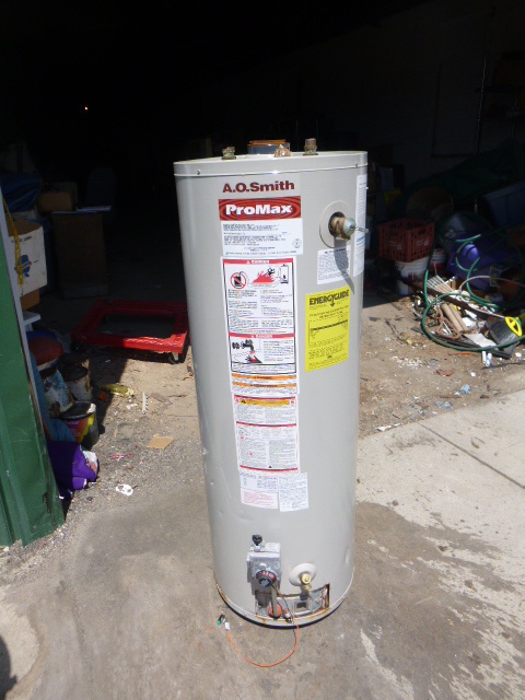 lot 122 image: A.O. Smith Pro Max Natural Gas Hot Water Heater