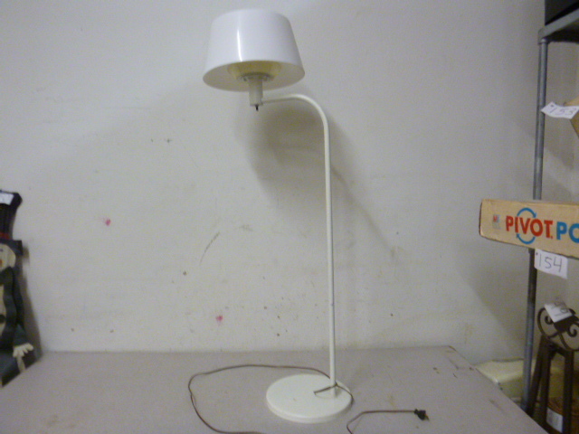 lot 148 image: Floor Lamp