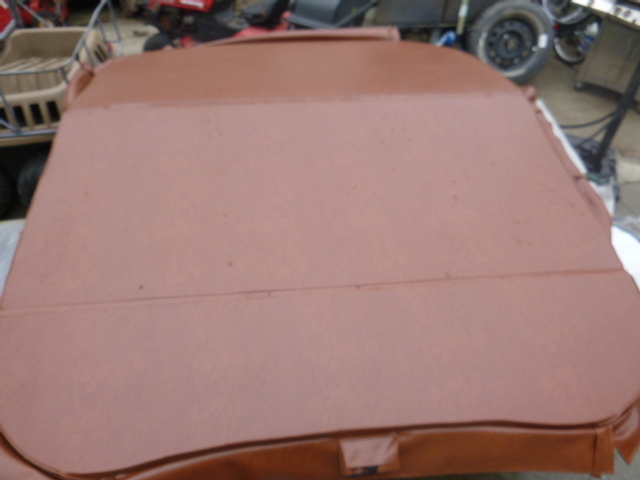 lot 174 image: Brown Hot Top Cover
