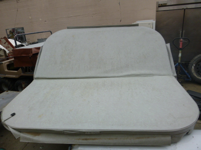 lot 175 image: Gray Hot Tub Cover