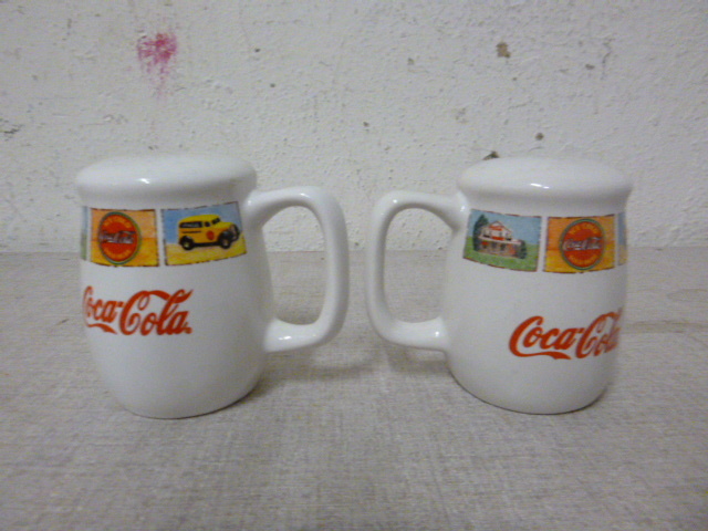lot 178 image: Coca-Cola Salt and Pepper Shakers