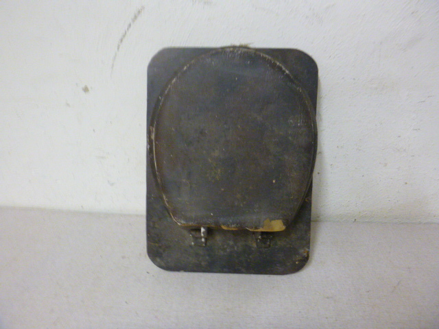 lot 200 image: Fish House Toilet Seat