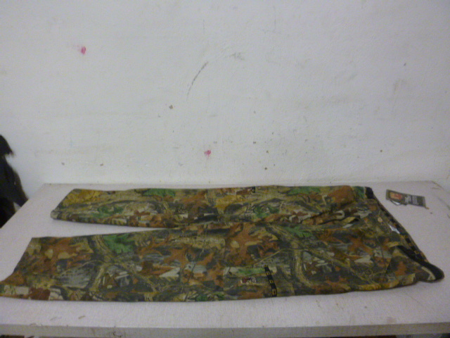 lot 210 image: Mad Dog Camouflage Pants