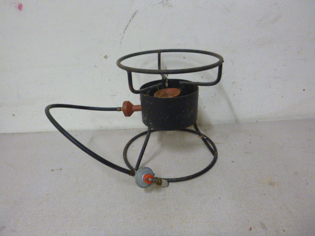lot 228 image: Propane Cooker