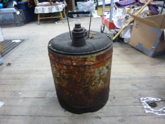 lot 231 image: Vintage Imperial Gas Can