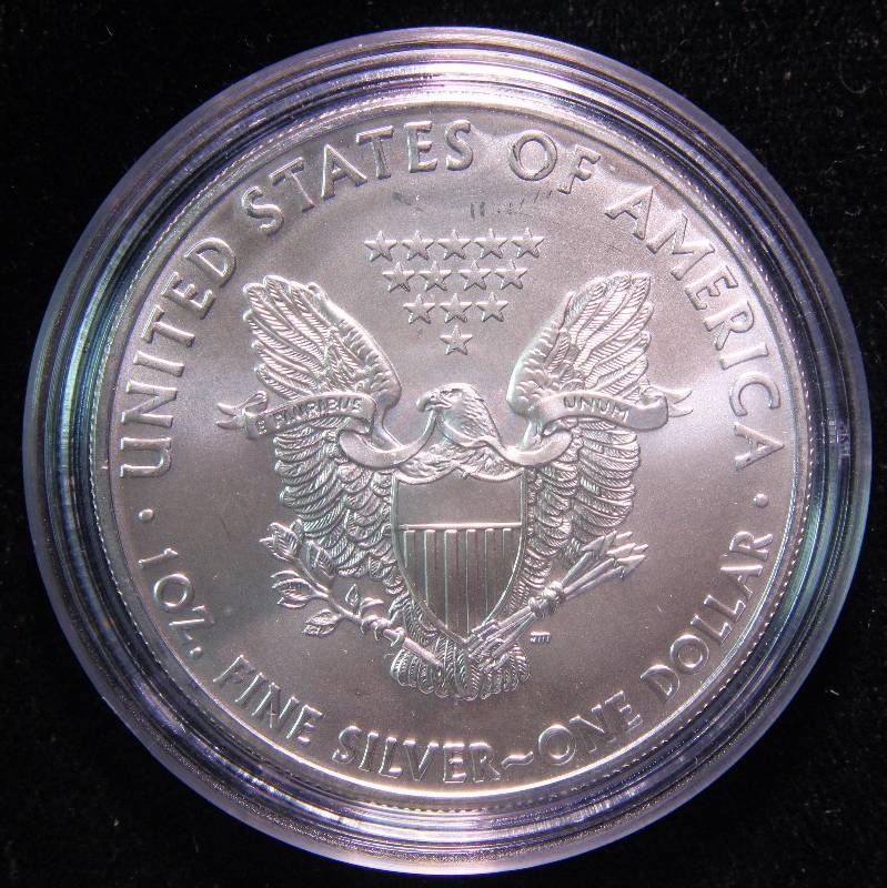 2011 AMERICAN SILVER EAGLE 1 TROY OZ. .999 FINE SILVER DOLLAR IN AIRTITE CAPSULE