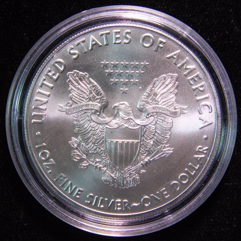 2016 AMERICAN SILVER EAGLE 1 TROY OZ. .999 FINE SILVER DOLLAR IN AIRTITE CAPSULE