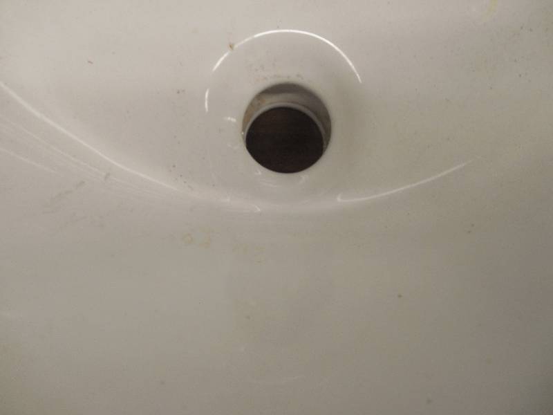 lot 76 image: BATHROOM VANITY SINK