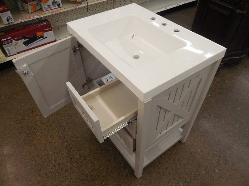 lot 4 image: 30 BATHROOM VANITY & SINK - GRAY