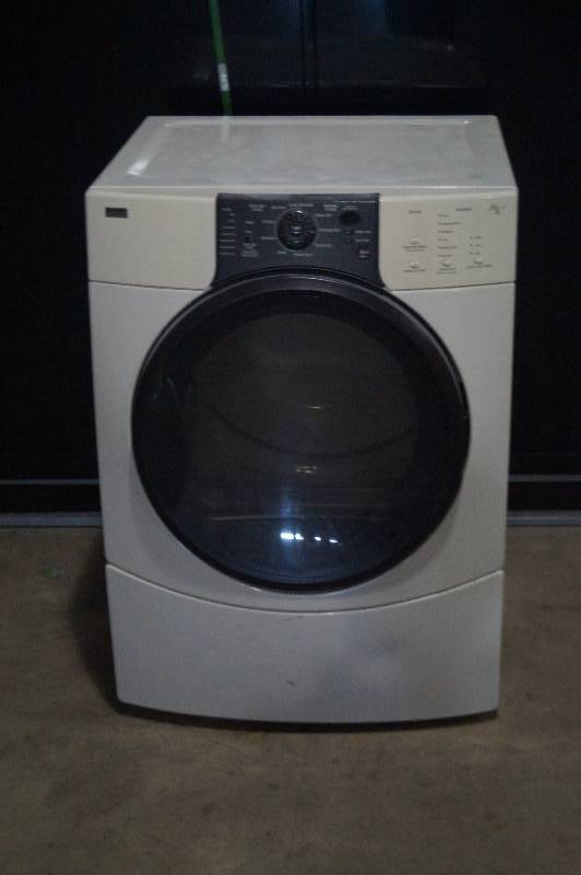 lot 1 image: Samsung Dryer