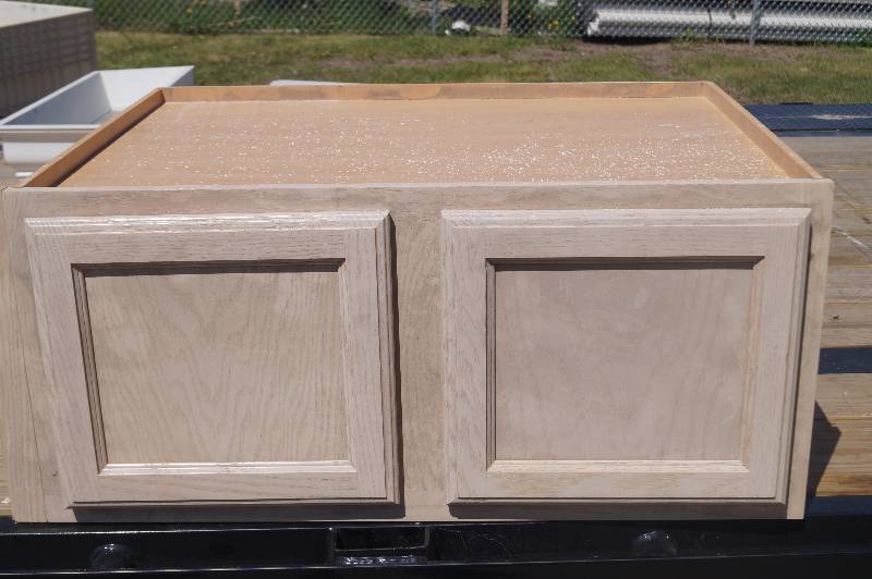 lot 35 image: Upper Cabinet