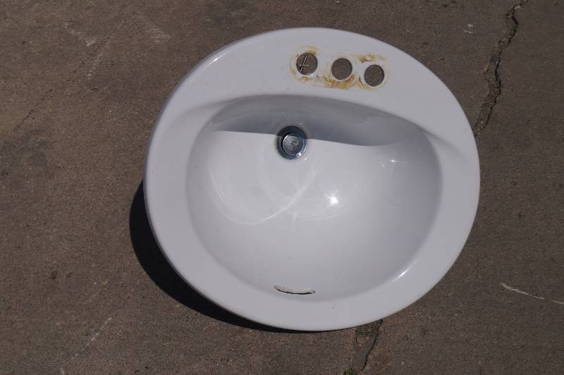 lot 45 image: Vanity SInk