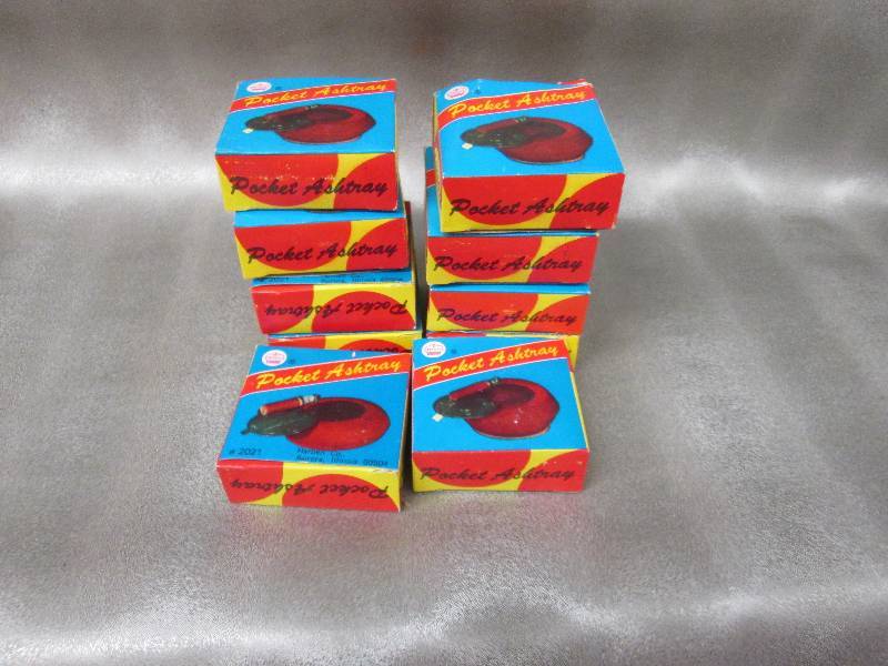 lot 2 image: Lot of 10 Pocket Ashtrays...