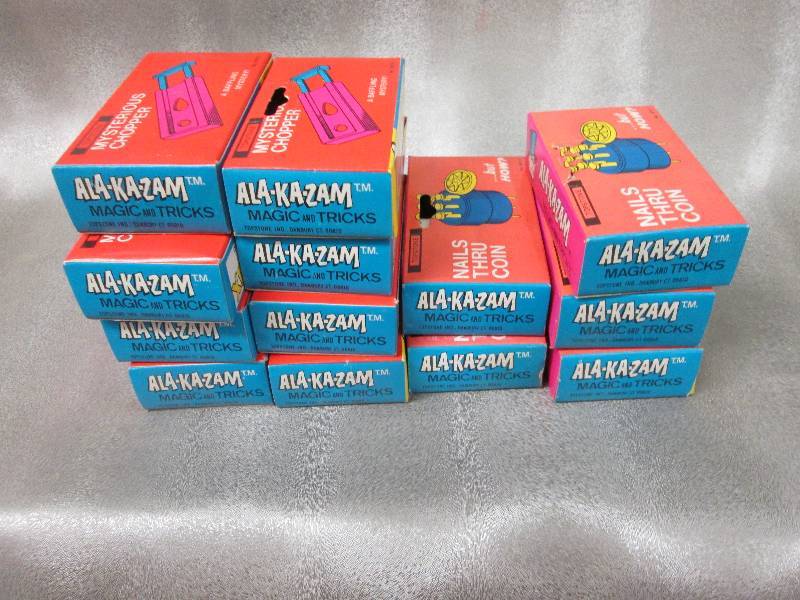 lot 85 image: Lot of 13 Ala-Kazam 5Nail Thru Coi...