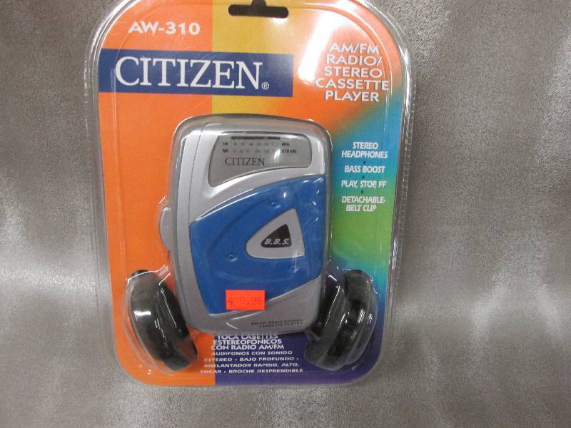 lot 110 image: Citizen AM-FM Cassette Player with ...