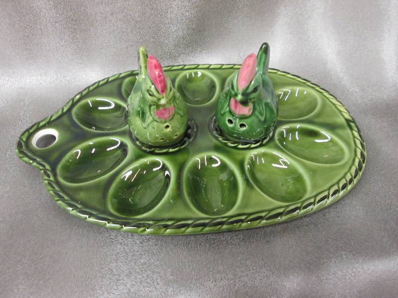 lot 148 image: Green egg plate with chicken salt a...