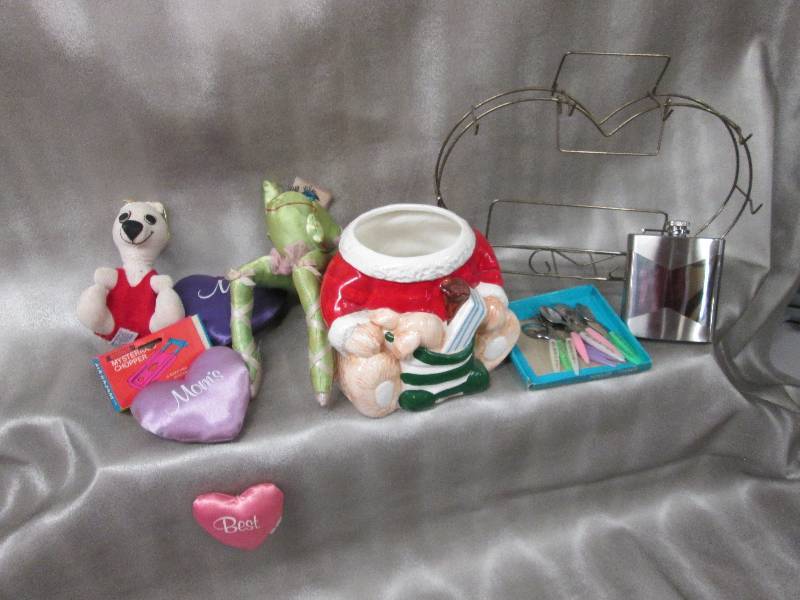 lot 171 image: Mixed lot, Baby spoons, Stainless s...