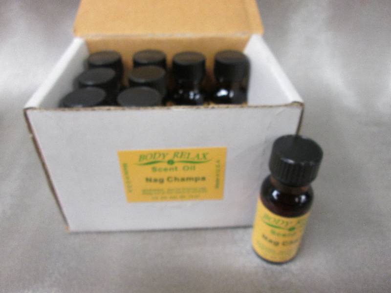 lot 185 image: Body Relax Scent Oil 15 ml each Nag...