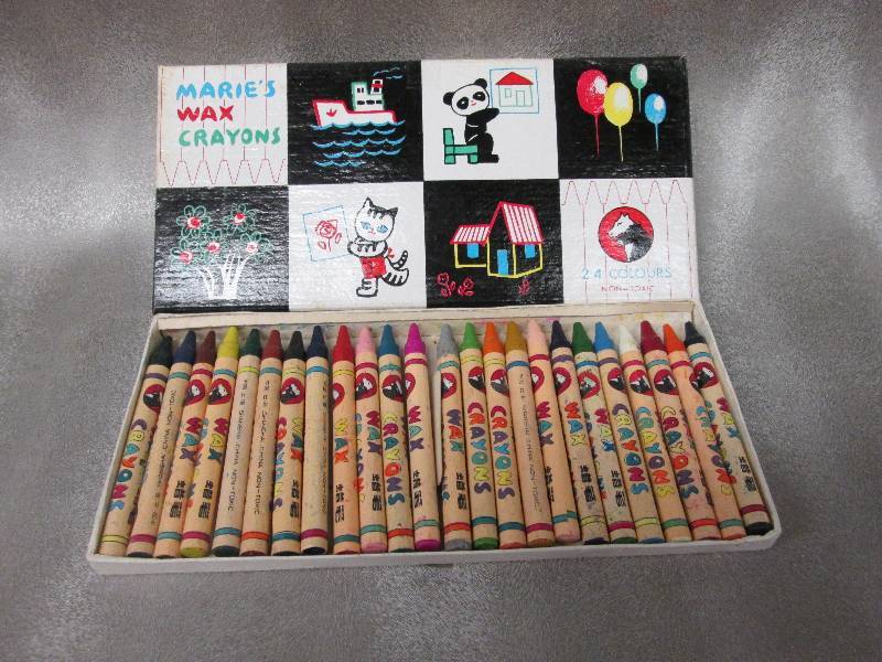 lot 195 image: Maries Wax Crayons Set of 24...