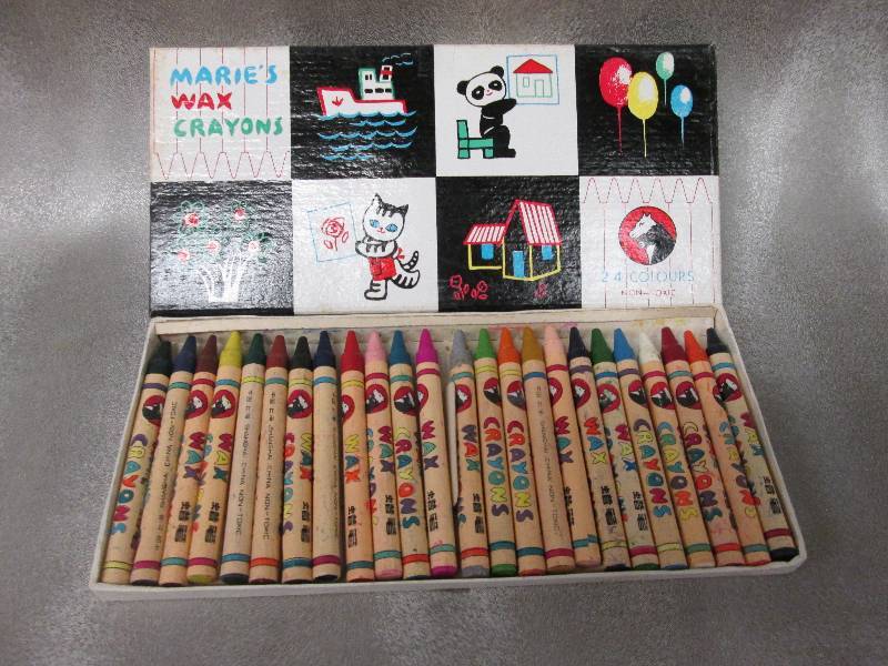 lot 196 image: Maries Wax Crayons Set of 24...
