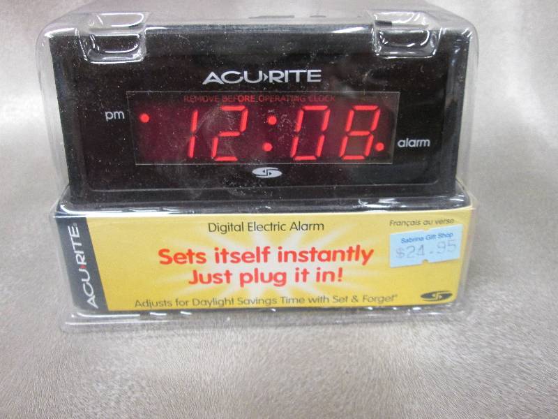 lot 236 image: Acurite Digital Electric Alarm Cloc...