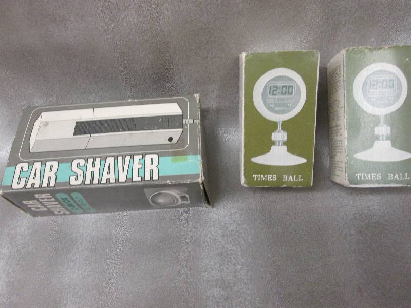 lot 241 image: Car shaver, DC -12 volt, Times Ball...