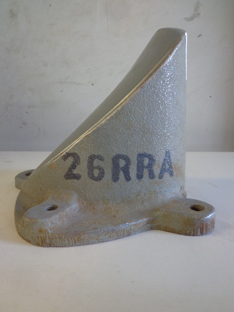 lot 6 image: 26 RRA     100 Series Pitch Block