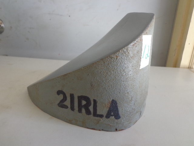 lot 12 image: 21 RLA   100 Series Pitch Block