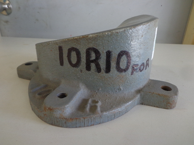 lot 16 image: 10R10    100 Series Pitch Block