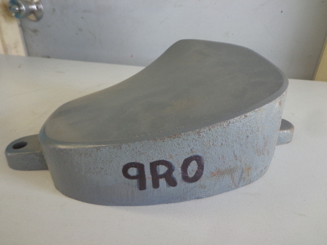 lot 18 image: 9RO     100 Series Pitch Block
