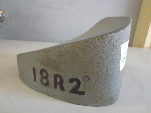 lot 21 image: 18R2   100 Series Pitch Block