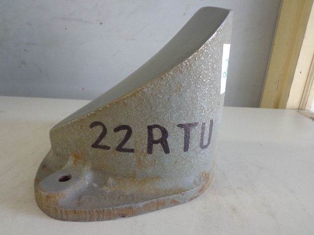 lot 28 image: 22RTU     100 Series Pitch Block