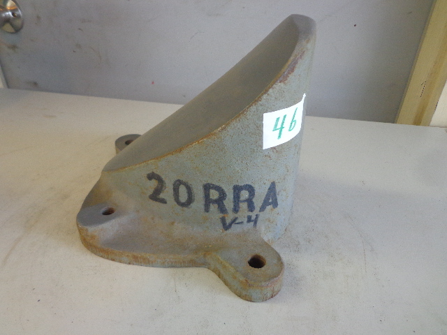 lot 46 image: 20 RRA   V4      100 Series Pitch Block