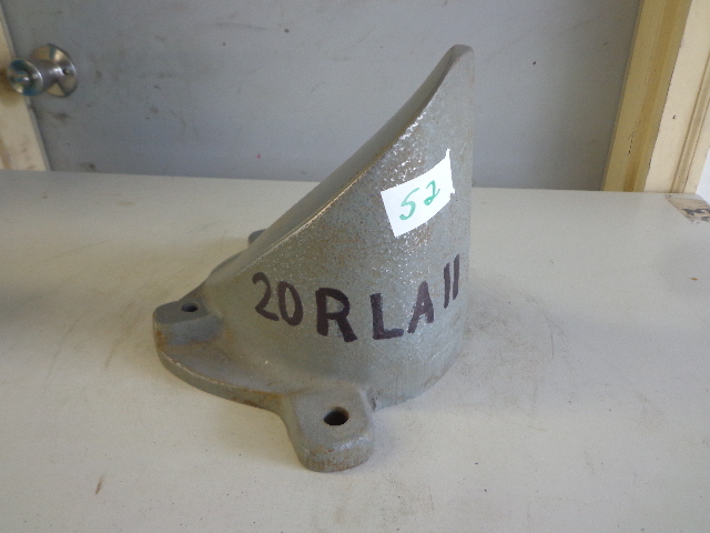 lot 52 image: 20 RLA  ll     100 Series Pitch Block